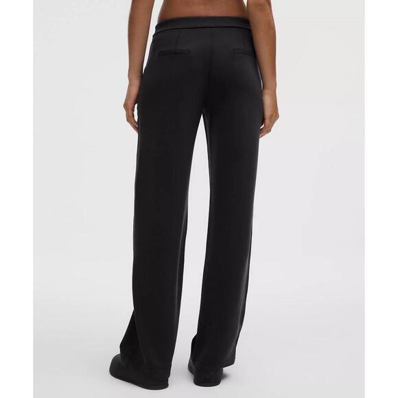 Softstreme Pintuck Mid-Rise Pant Regular - Black - Picture 3 of 4